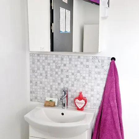 Hostel Rentumi Gryfino-noclegi Pracownicze *